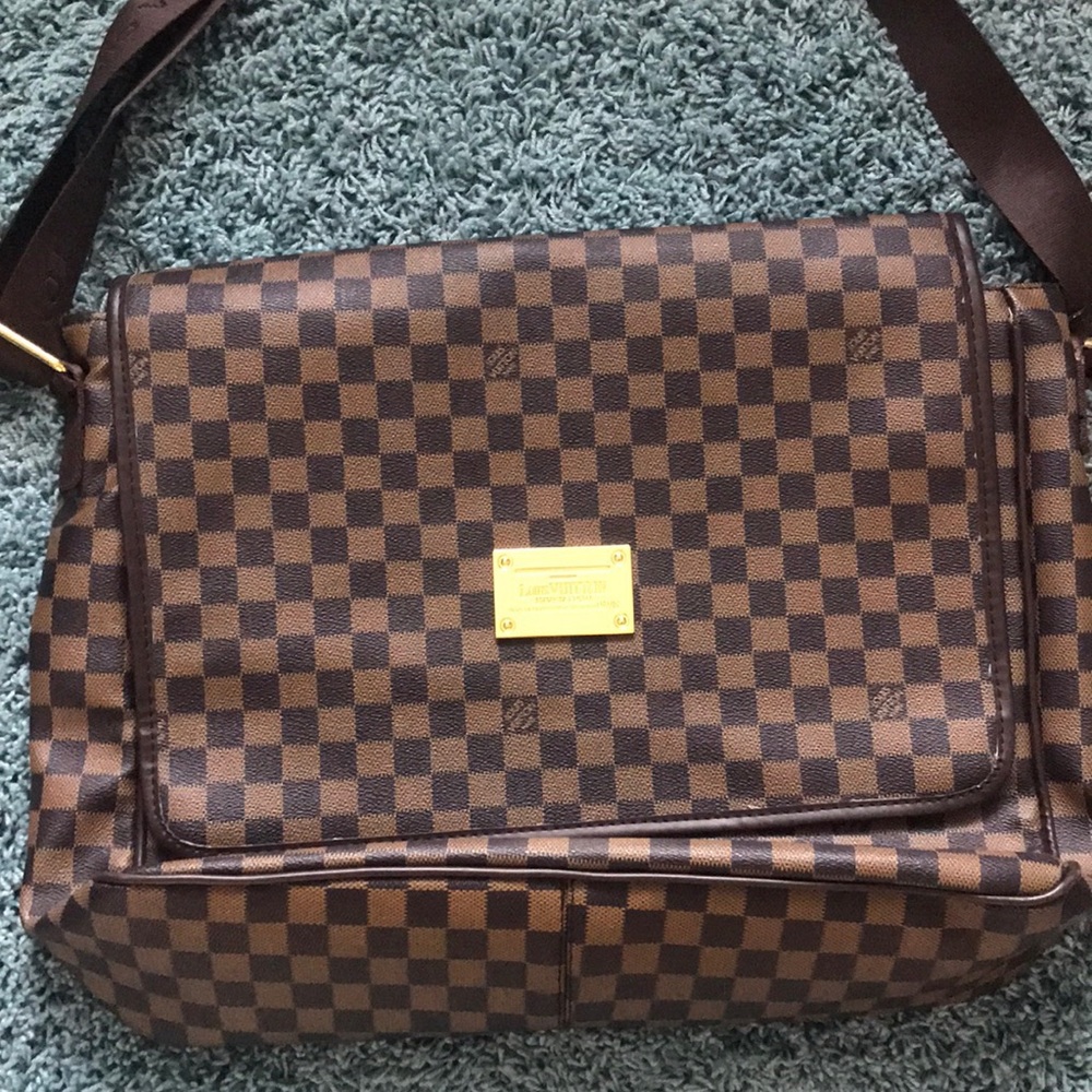 Checkered messenger bag